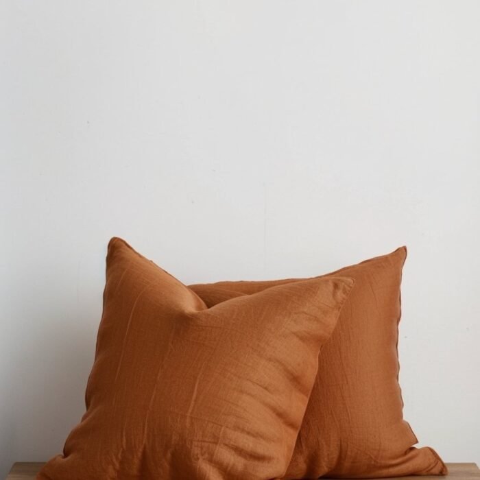 Zestaw 2 lnianych poszewek na poduszki Euro – Cedr