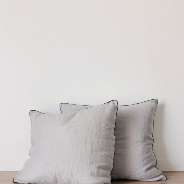 Zestaw 2 poszewek na poduszki Euro z lamówką z lnu – kolor szary dymny i łupkowy