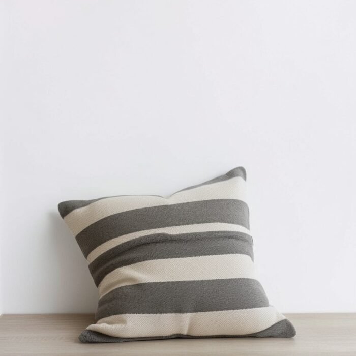 Poszewka na poduszkę Mira Linen - Enzo