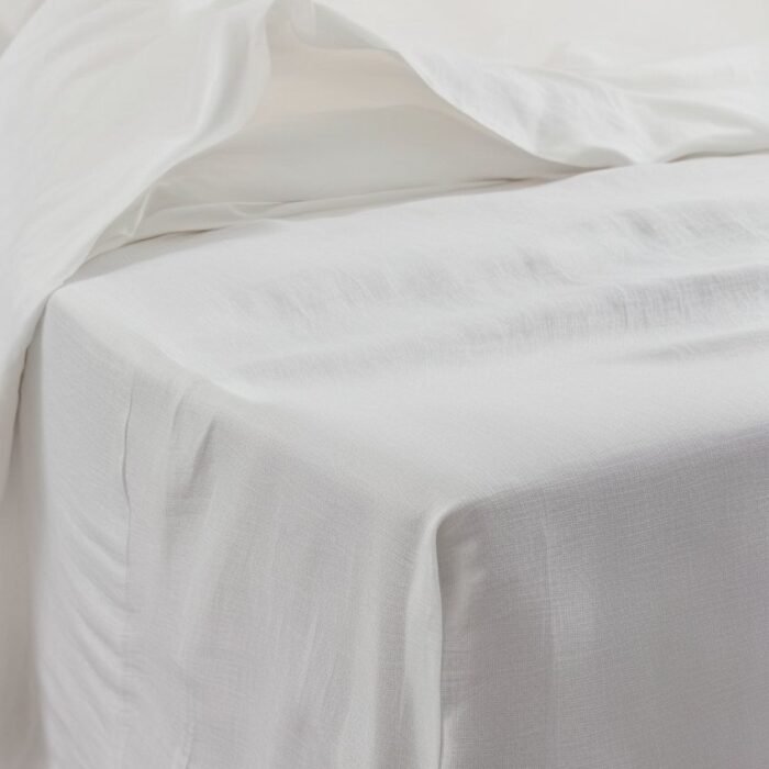 Lniane prześcieradło z gumką - kość słoniowa